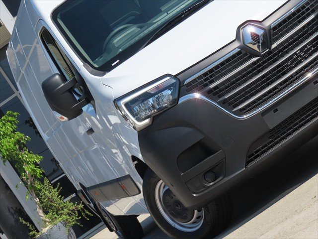 2025 Renault Master Pro 110kW
