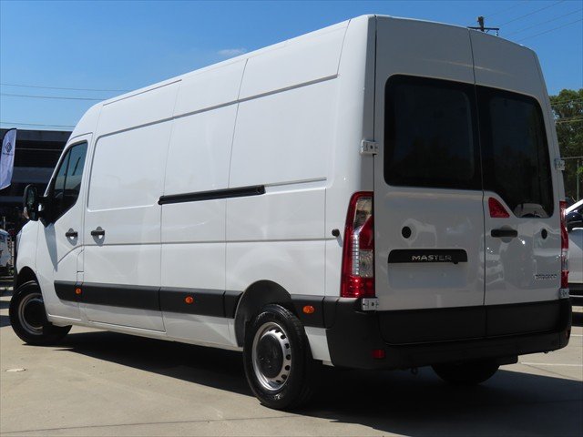 2025 Renault Master Pro 110kW