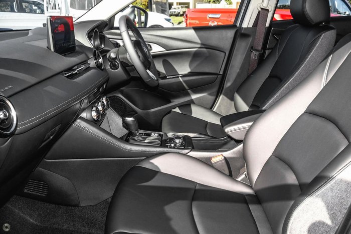 2025 Mazda CX-3 G20 Evolve