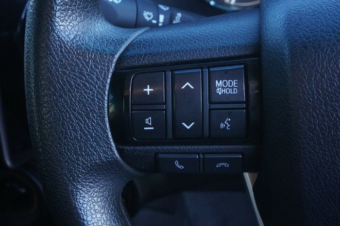 2021 Toyota Hilux SR