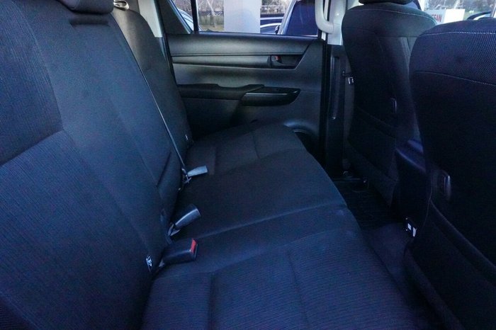 2021 Toyota Hilux SR