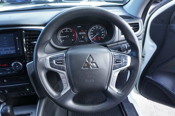 2022 Mitsubishi Triton GLX+