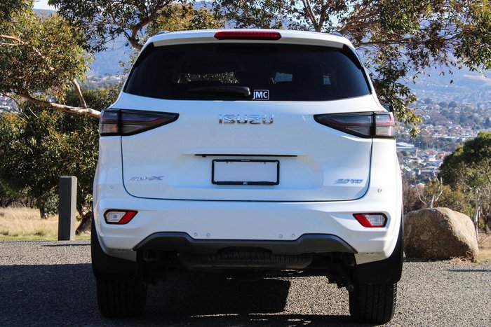 2023 Isuzu MU-X LS-U