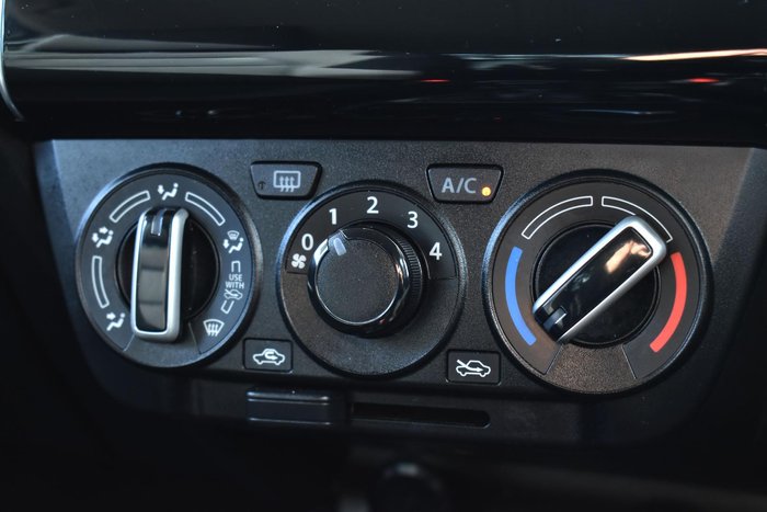 2023 Suzuki Swift GL AZ Series II Pure White