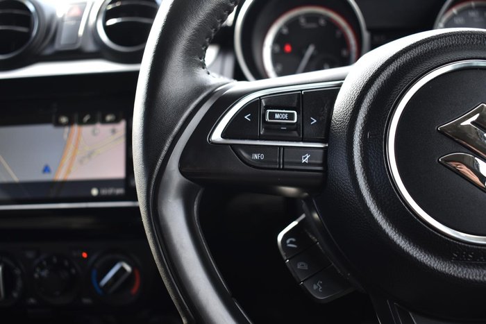 2023 Suzuki Swift GL AZ Series II Pure White