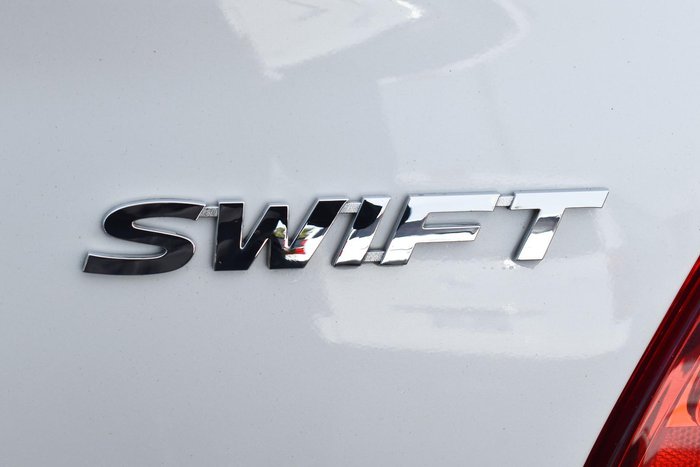 2023 Suzuki Swift GL AZ Series II Pure White