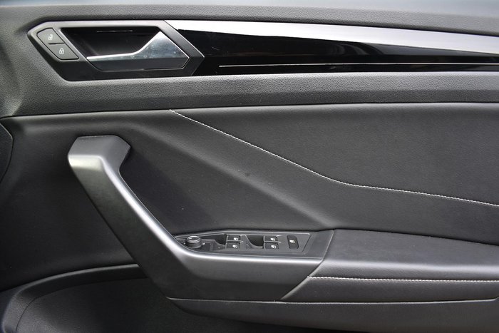 2022 Volkswagen T-Roc 140TSI R-Line