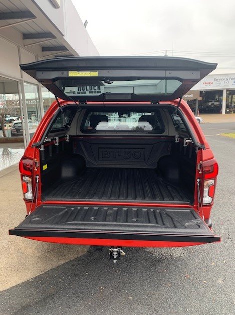 2025 MAZDA BT-50 XTR