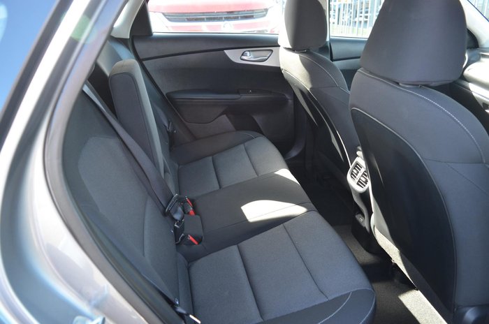 2024 Kia Cerato S