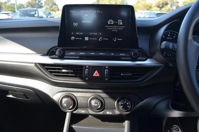 2024 Kia Cerato S