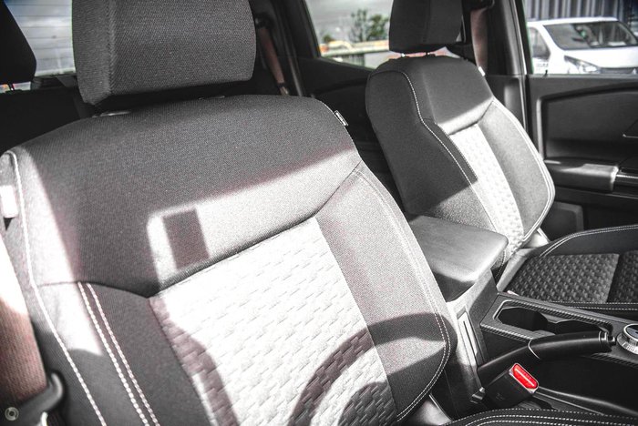 2024 Mitsubishi Triton GLX+