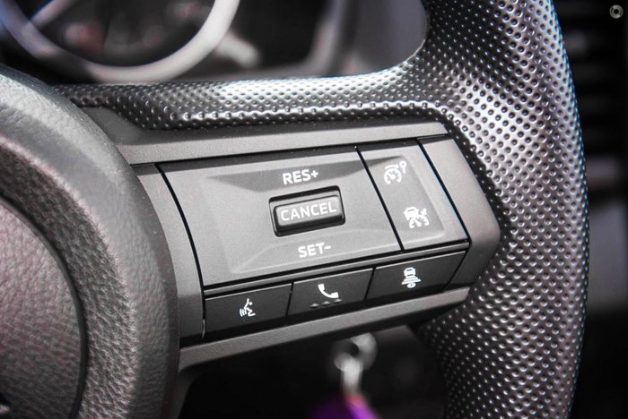 2024 Mitsubishi Triton GLX+