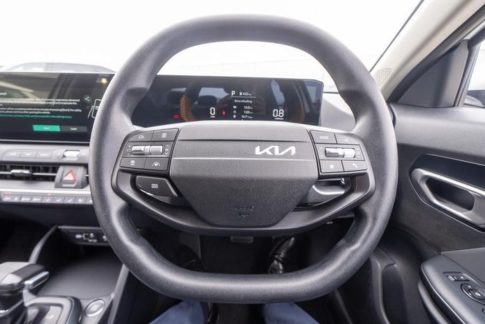 2024 Kia K4 S