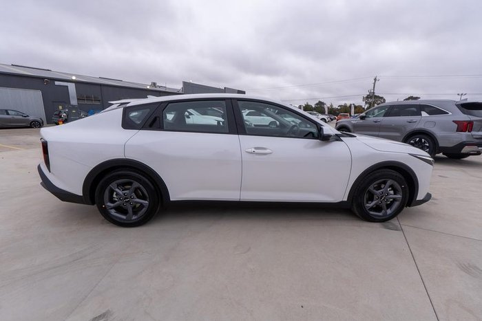 2024 Kia K4 S
