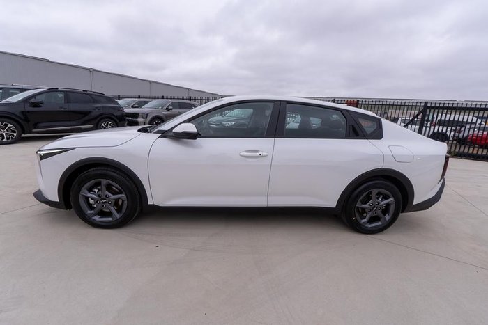 2024 Kia K4 S