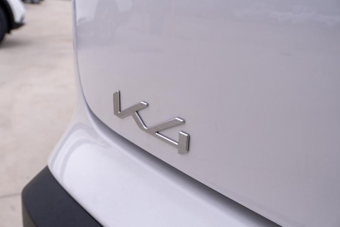 2024 Kia K4 S