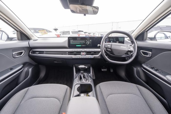 2024 Kia K4 S