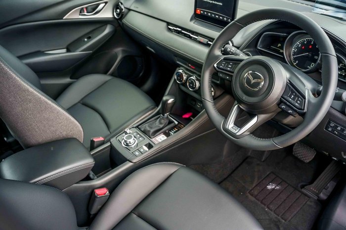 2025 Mazda CX-3 G20 Evolve