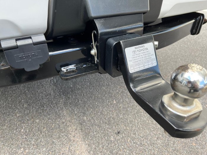 2022 Toyota Landcruiser Prado GX