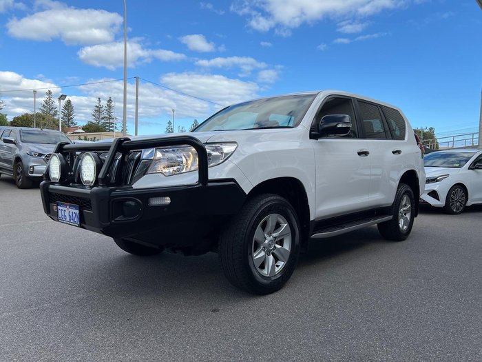 2022 Toyota Landcruiser Prado GX