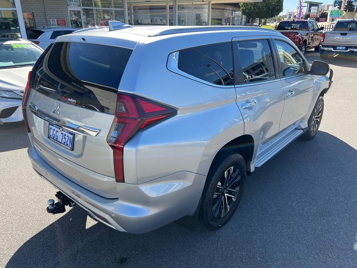 2020 Mitsubishi Pajero Sport GLS