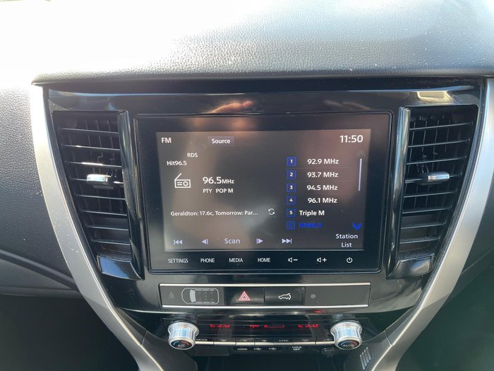 2020 Mitsubishi Pajero Sport GLS