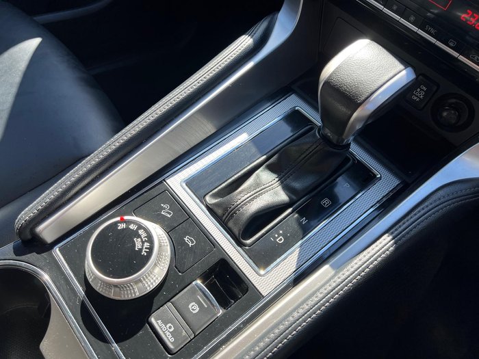 2020 Mitsubishi Pajero Sport GLS