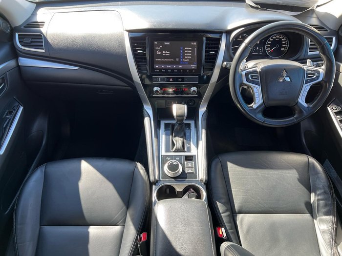 2020 Mitsubishi Pajero Sport GLS
