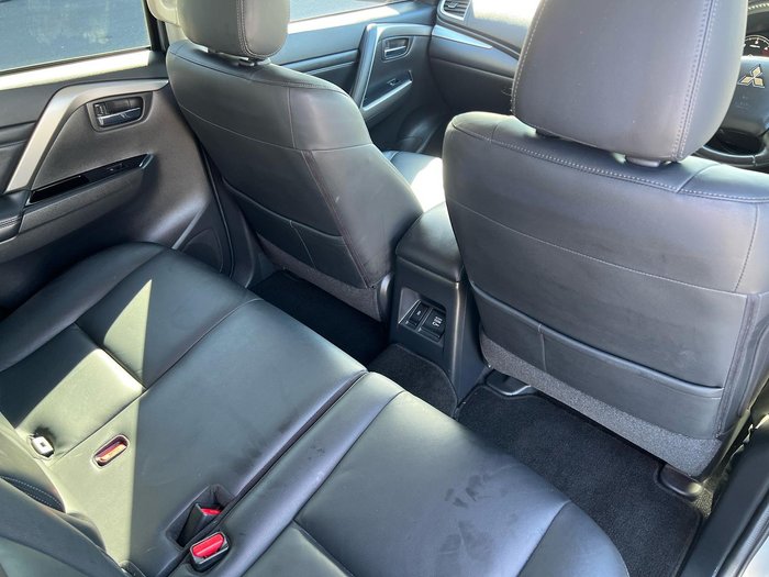 2020 Mitsubishi Pajero Sport GLS