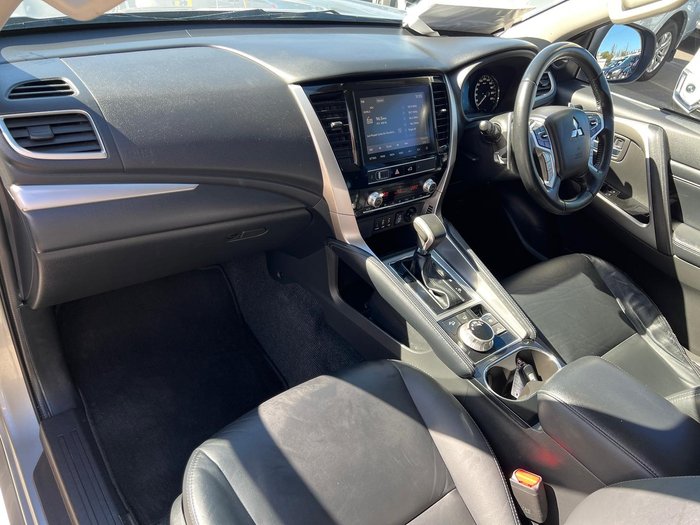 2020 Mitsubishi Pajero Sport GLS