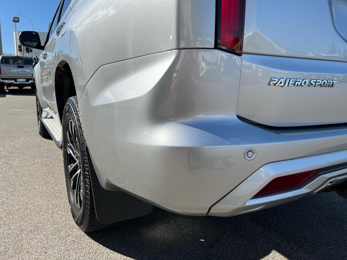 2020 Mitsubishi Pajero Sport GLS
