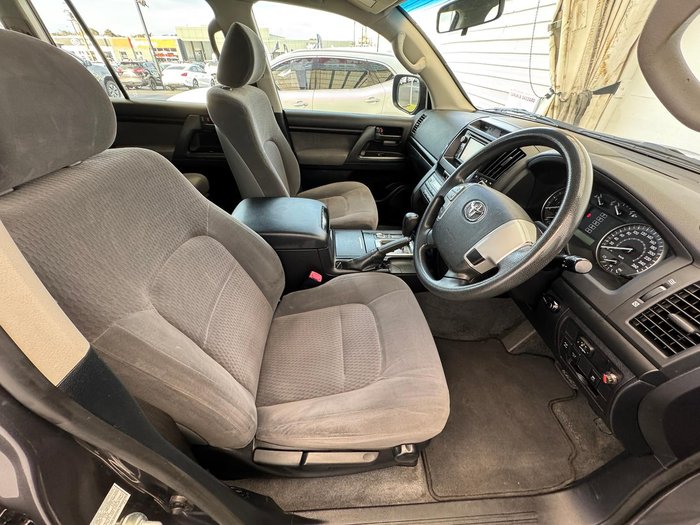 2012 Toyota Landcruiser GXL