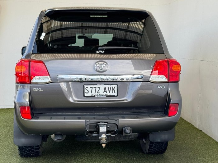 2012 Toyota Landcruiser GXL