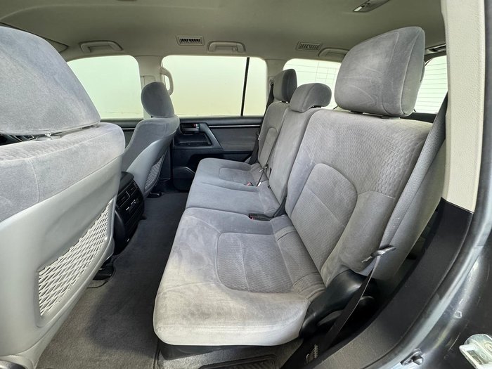 2012 Toyota Landcruiser GXL