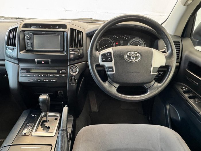 2012 Toyota Landcruiser GXL