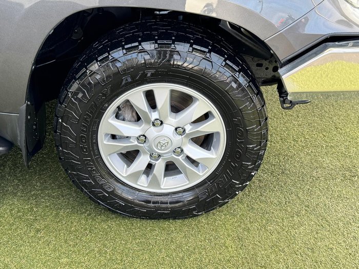 2012 Toyota Landcruiser GXL