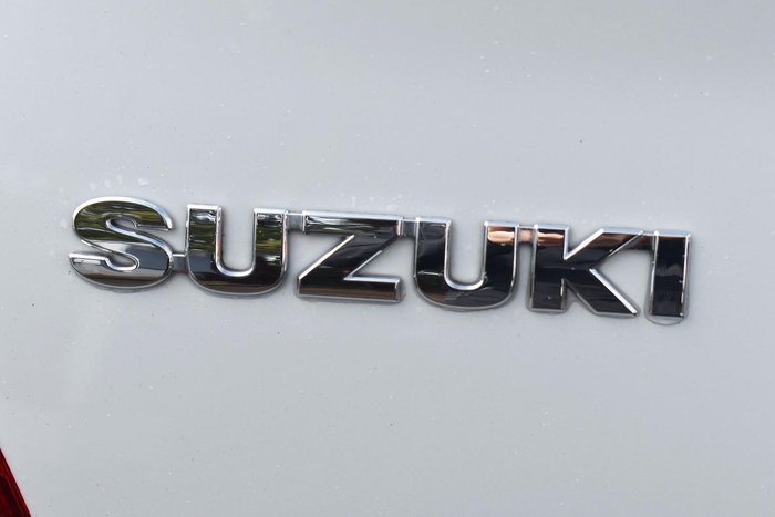 2023 Suzuki Swift GL AZ Series II Pure White