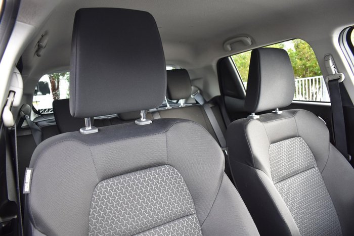 2023 Suzuki Swift GL AZ Series II Pure White