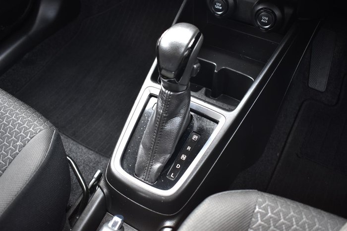 2023 Suzuki Swift GL AZ Series II Pure White
