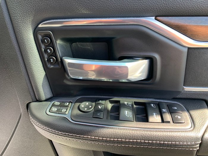 2024 RAM 2500 Laramie Rambox