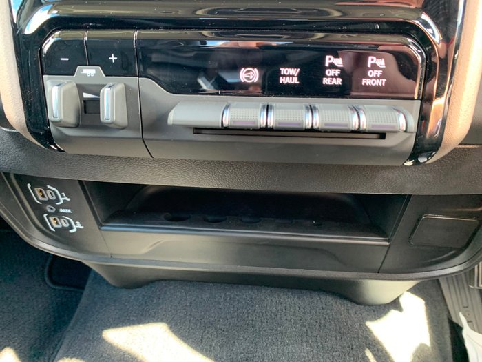 2024 RAM 2500 Laramie Rambox