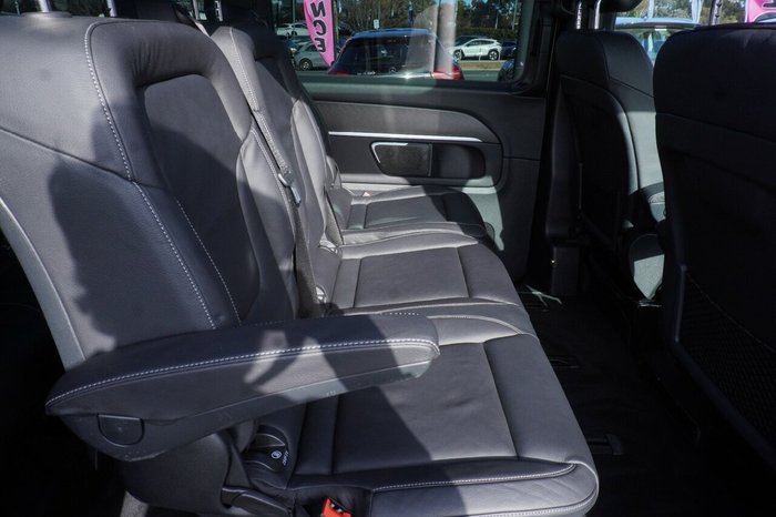 2022 Mercedes-Benz V-Class V300 d AMG Avantgarde