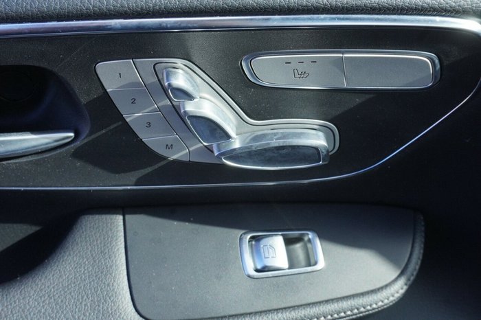 2022 Mercedes-Benz V-Class V300 d AMG Avantgarde