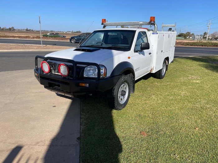 2008 Nissan Navara DX