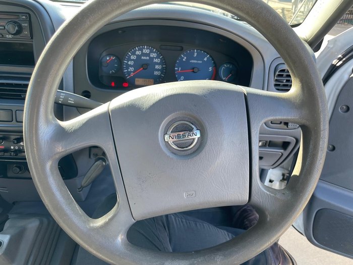 2008 Nissan Navara DX