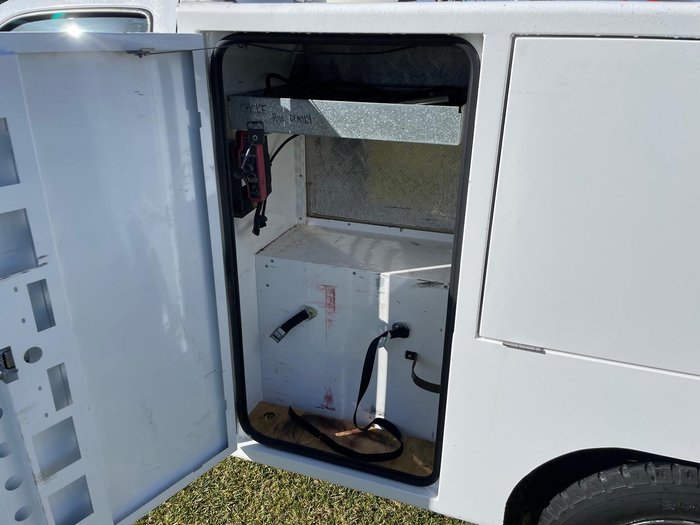 2008 Nissan Navara DX