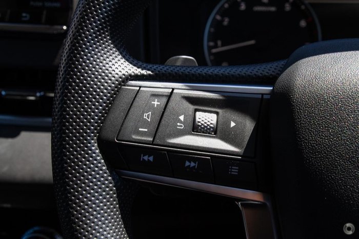 2024 Mitsubishi Outlander ES
