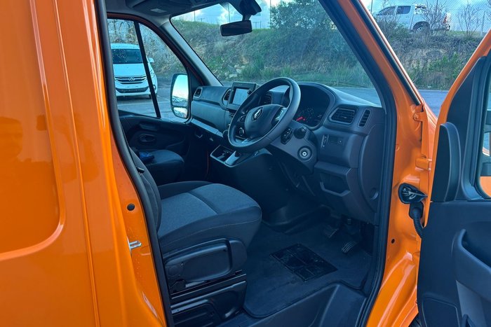 2024 Renault Master Pro 110kW