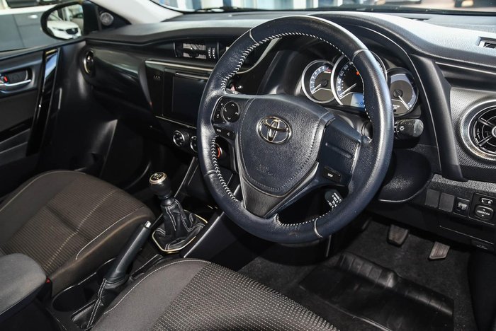 2018 Toyota Corolla Ascent Sport