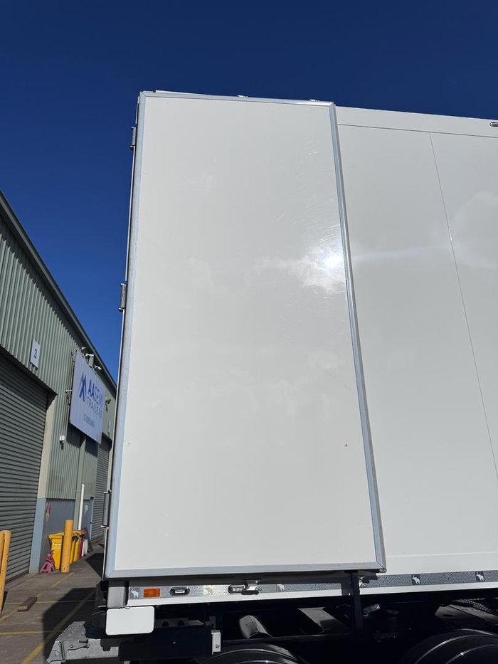 2023 Schmitz Cargobull St3 Lead A 12 Pallet -30 Freezer Black